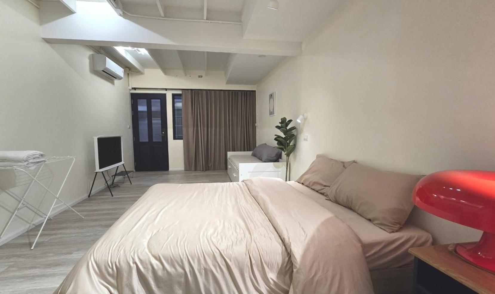 Wang Lang Hostel Bangkok Exterior photo